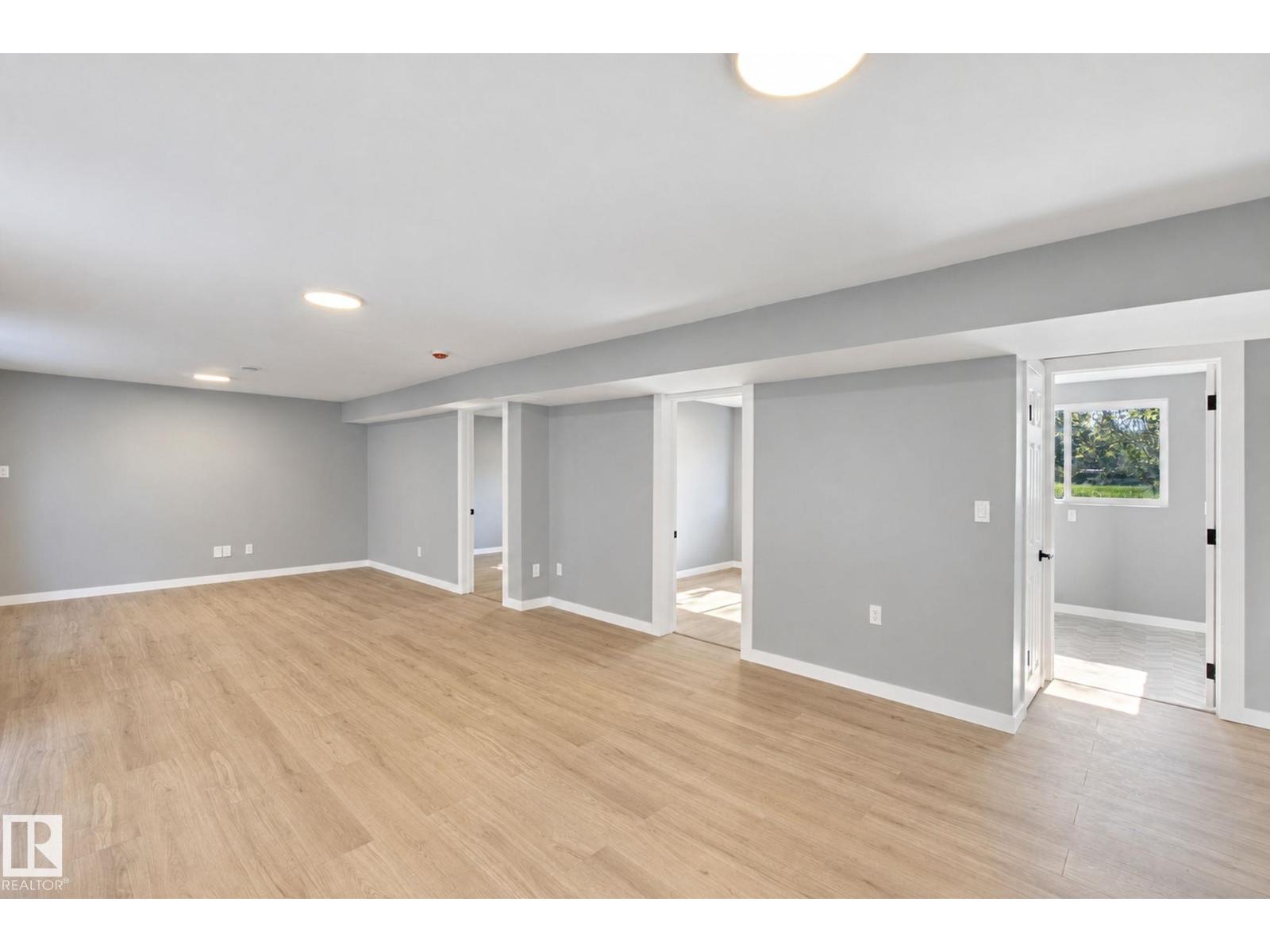 2 52414 RGE ROAD 20 - 33