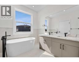 2352 7 Street Nw, Calgary, AB T2M1T1 Photo 26