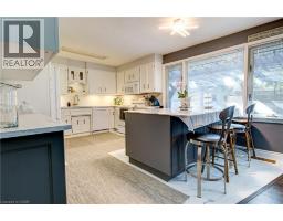 4pc Bathroom - 3 Oakwood Avenue, Kitchener, ON N2H6G7 Photo 9