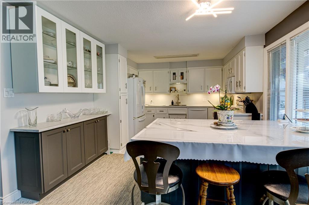3 OAKWOOD Avenue - 11