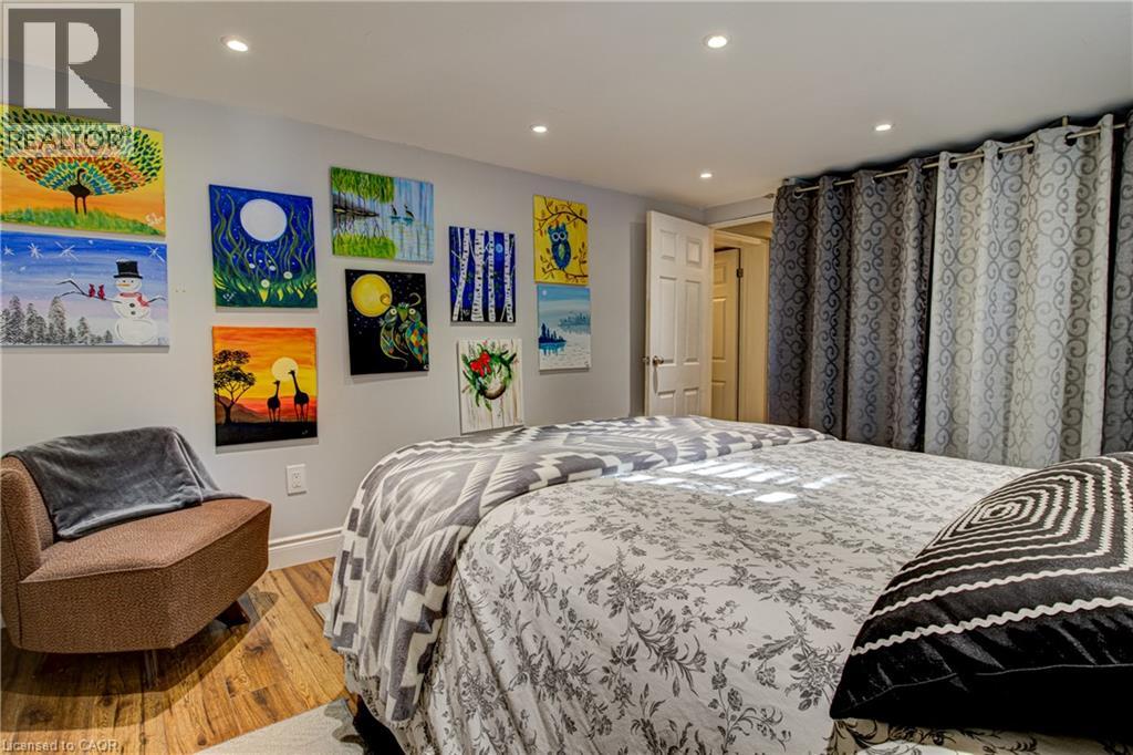 3 OAKWOOD Avenue - Image 37