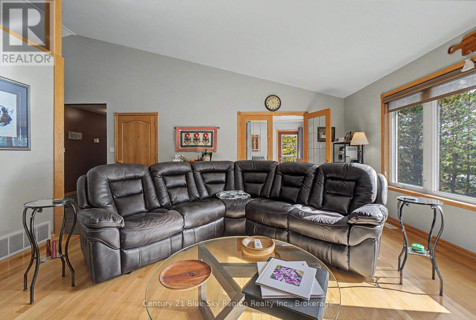 188 PARADIS STREET - Image 14