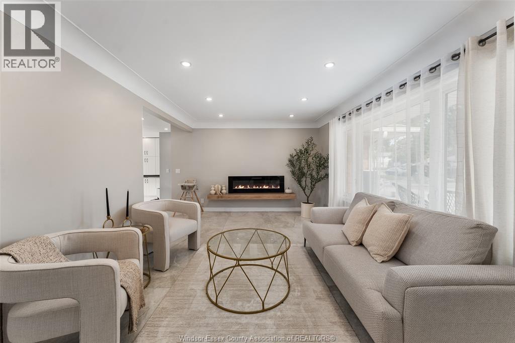 2767 BUCKINGHAM - 15