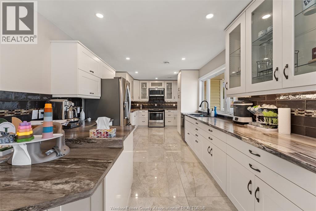 2767 BUCKINGHAM - 22