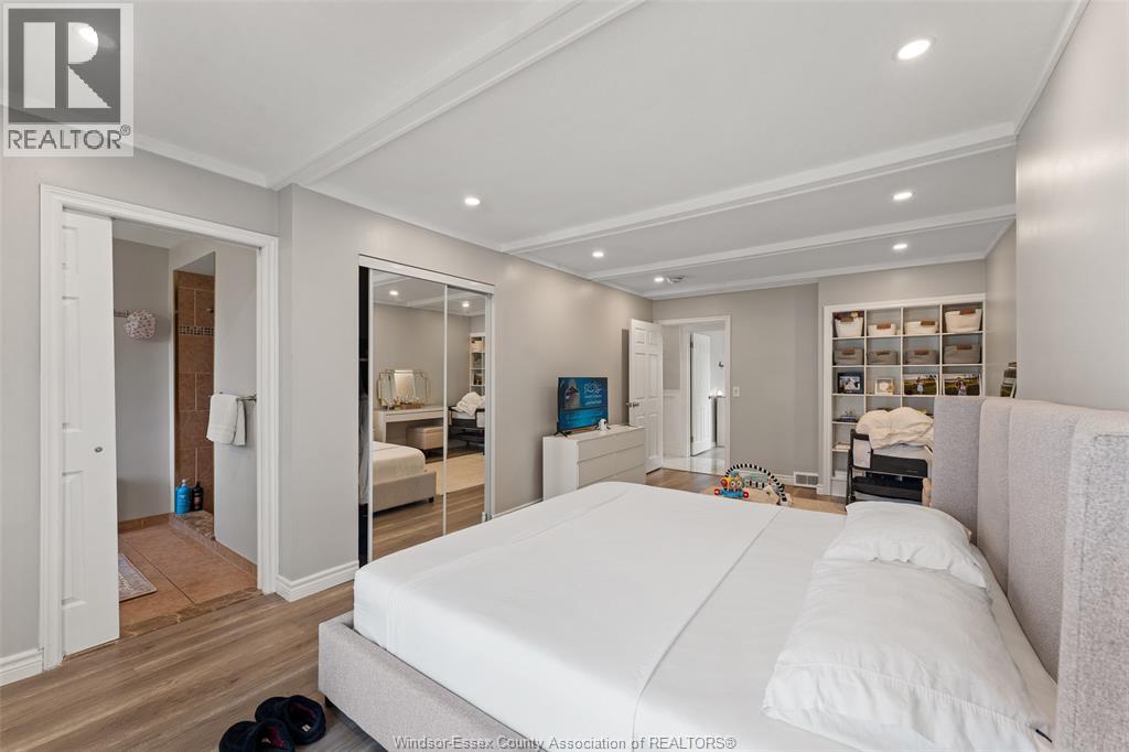 2767 BUCKINGHAM - 30