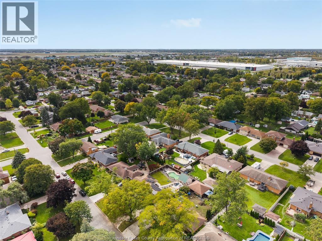 2767 BUCKINGHAM - 36