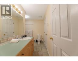 800 Railway Lane Unit# 2, Okanagan Falls, BC V0H1R4 Photo 18