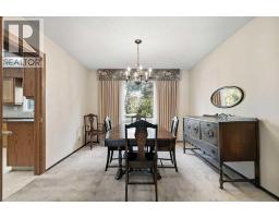 Bedroom - 751 Willamette Drive Se, Calgary, AB T2J2A3 Photo 8