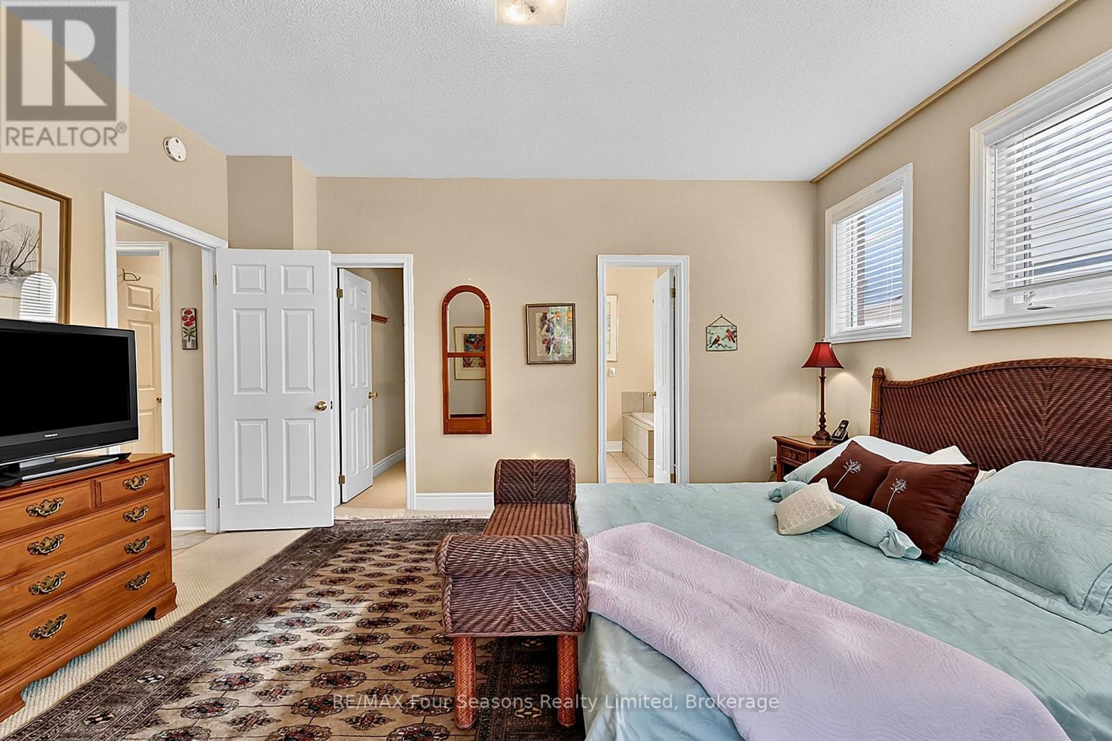 7 CALLARY CRESCENT - 18
