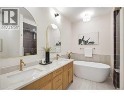 114 7 Avenue NW - photo 27