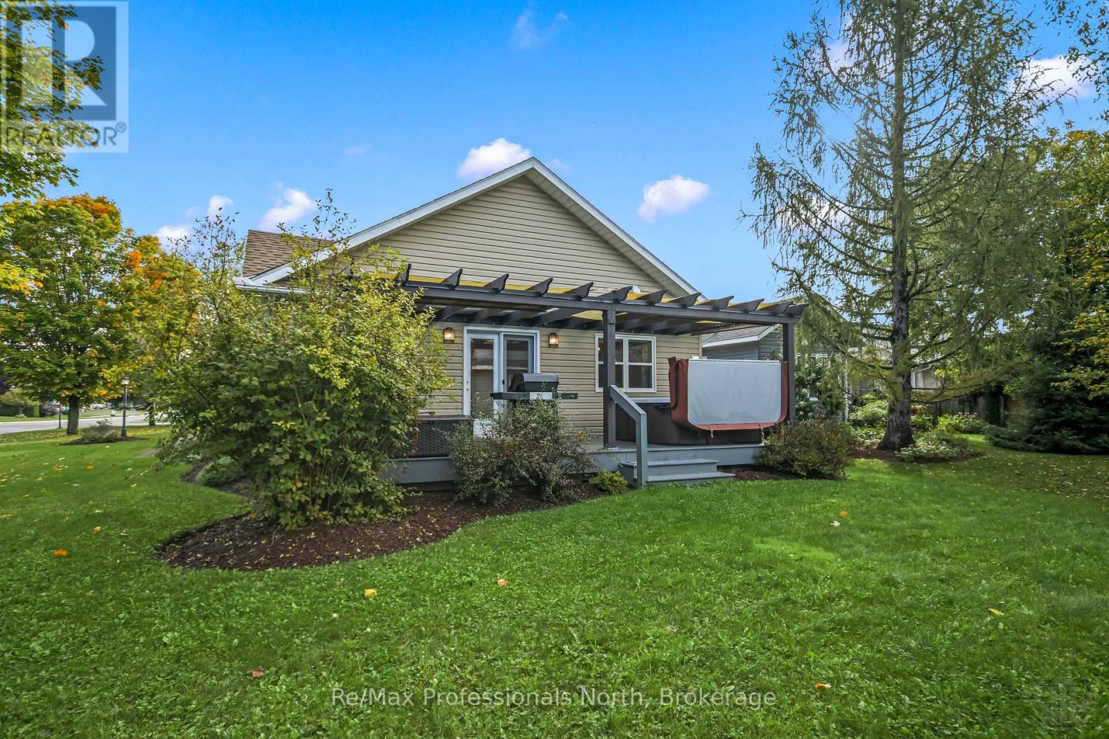 2 INVERARAY COURT - 31