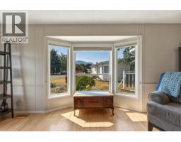 Kitchen - 6710 Tronson Road Unit# 214, Vernon, BC V1H1X6 Photo 6