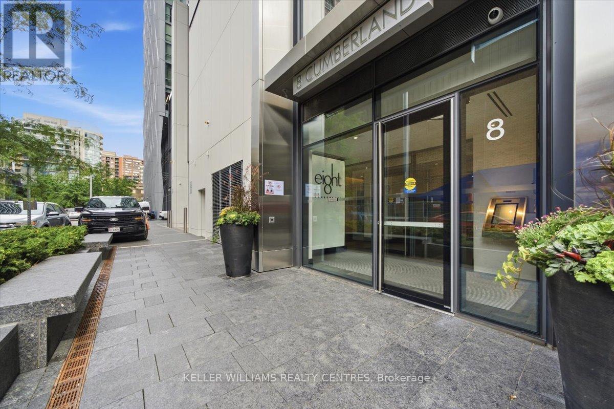2606- 8 Cumberland Street, Toronto, ON photo 2
