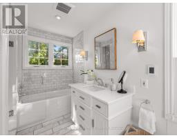 63 Alcorn Avenue, Toronto, ON M4V1E5 Photo 25