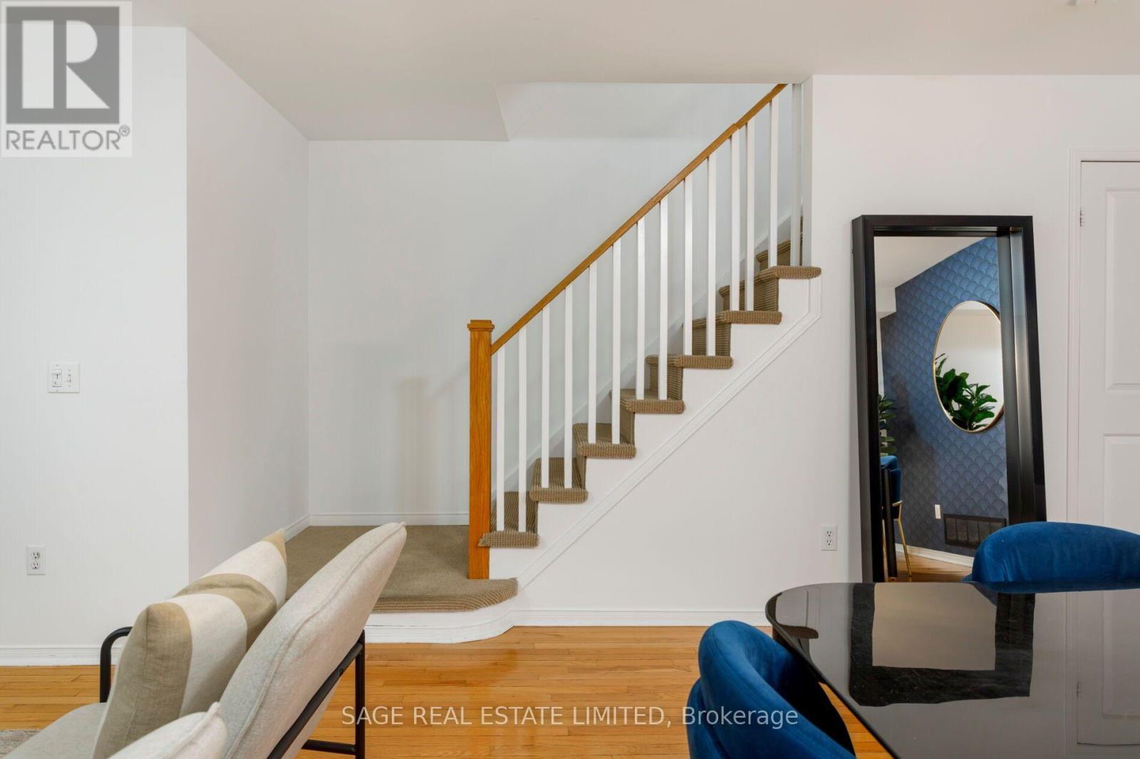 1176 SHAW STREET - 21