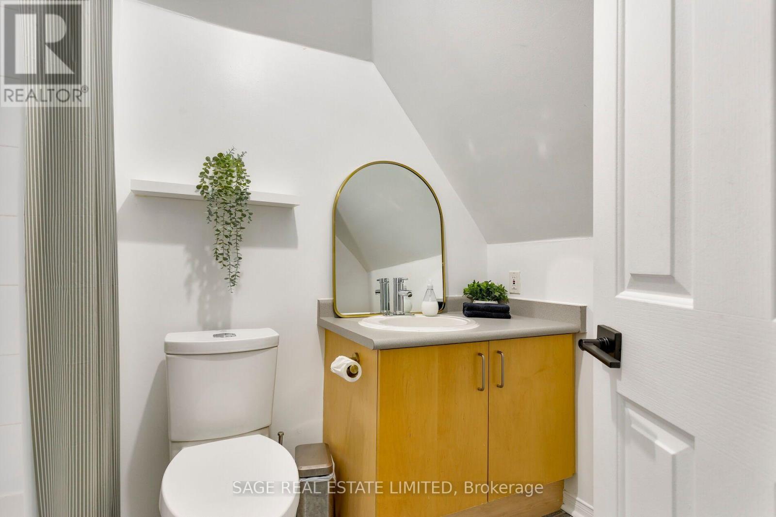 1176 SHAW STREET - 40