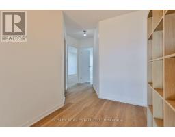 2825 - 33 Harbour Square, Toronto, ON M5J2Z6 Photo 9