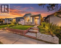 310 Castleridge Drive NE - photo 1