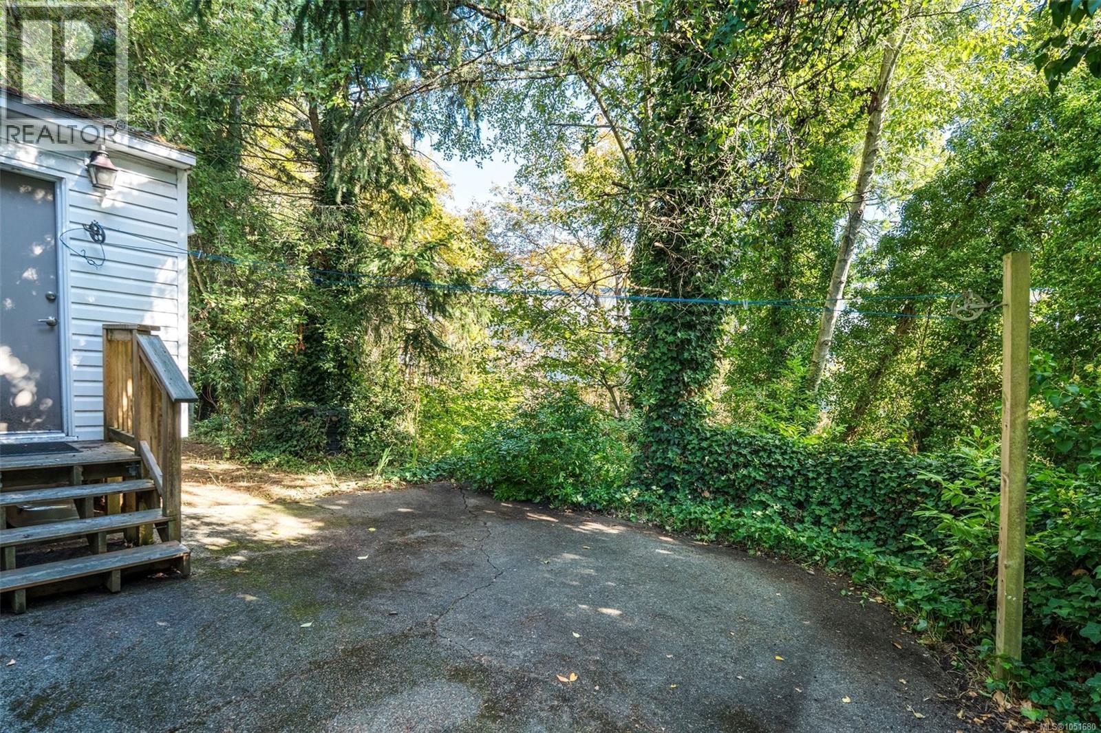 907 McAdoo Pl - 13