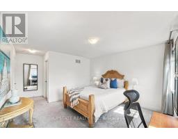 18 Blenheim Circle, Whitby, ON L1P0E2 Photo 17