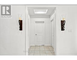18 Blenheim Circle, Whitby, ON L1P0E2 Photo 41