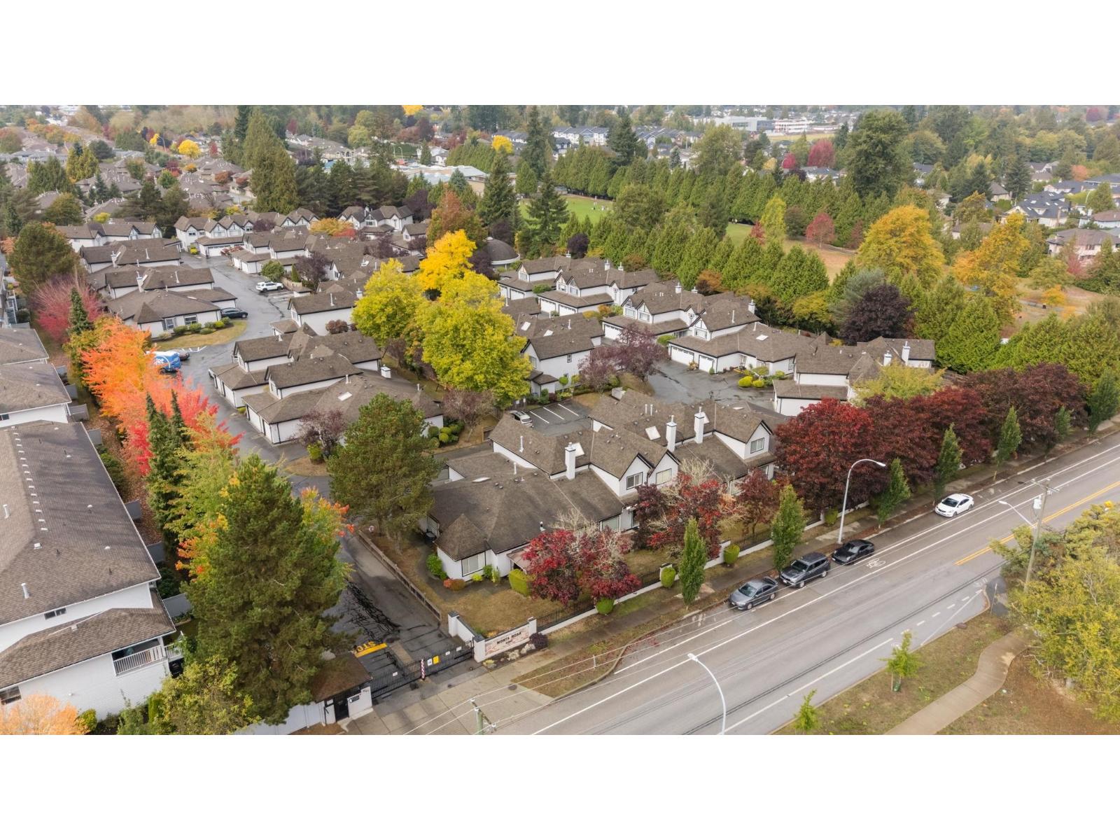3 8567 164 STREET, Surrey