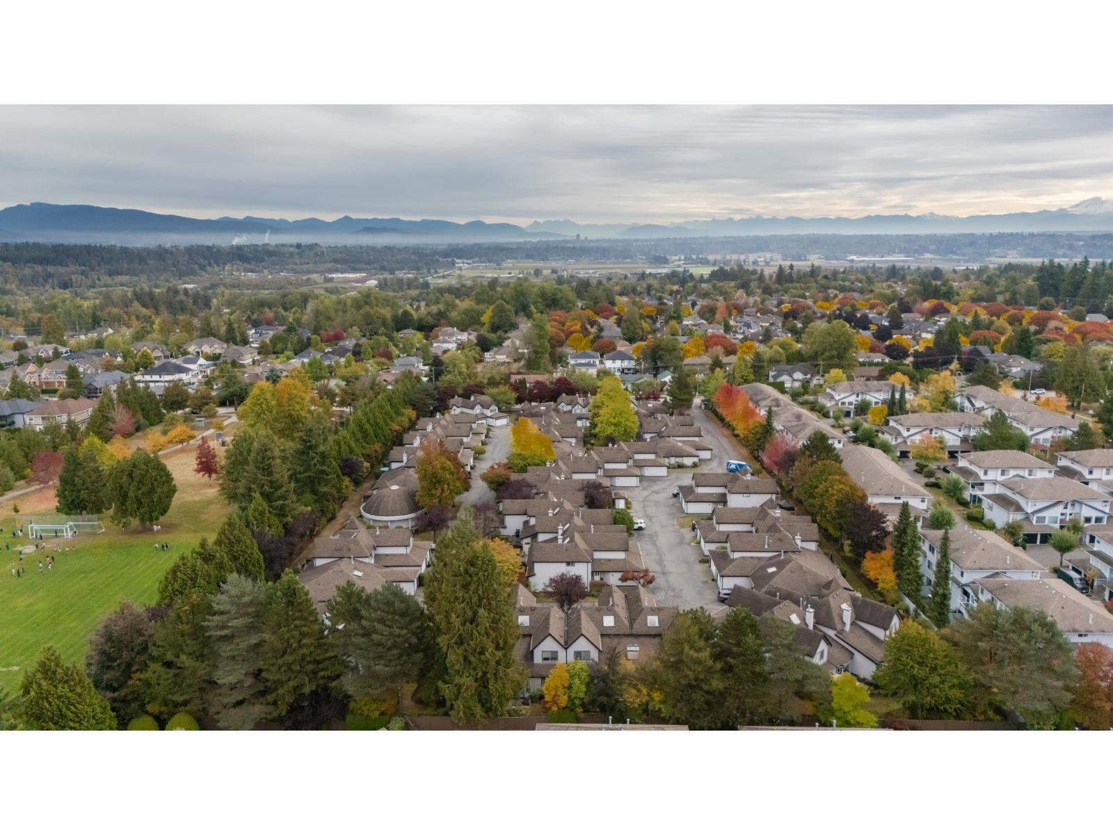 3 8567 164 STREET, Surrey