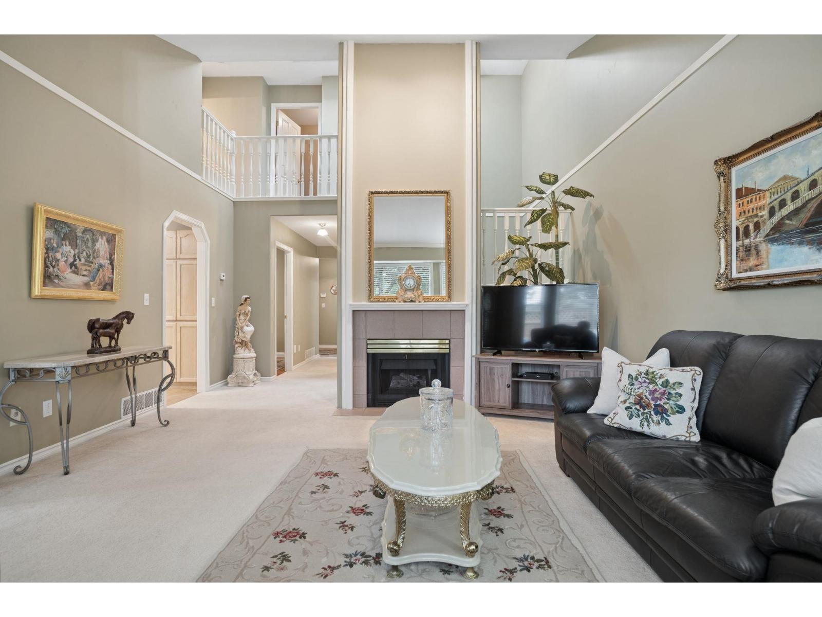 3 8567 164 STREET, Surrey