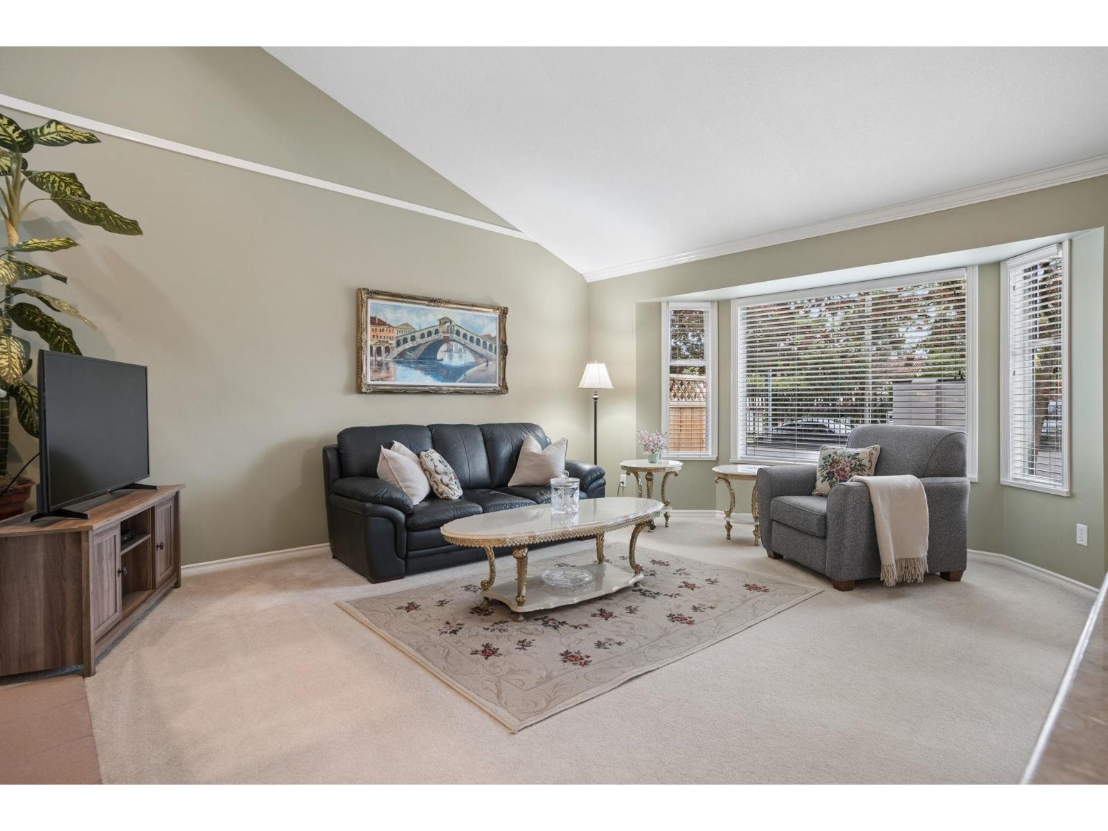 3 8567 164 STREET, Surrey