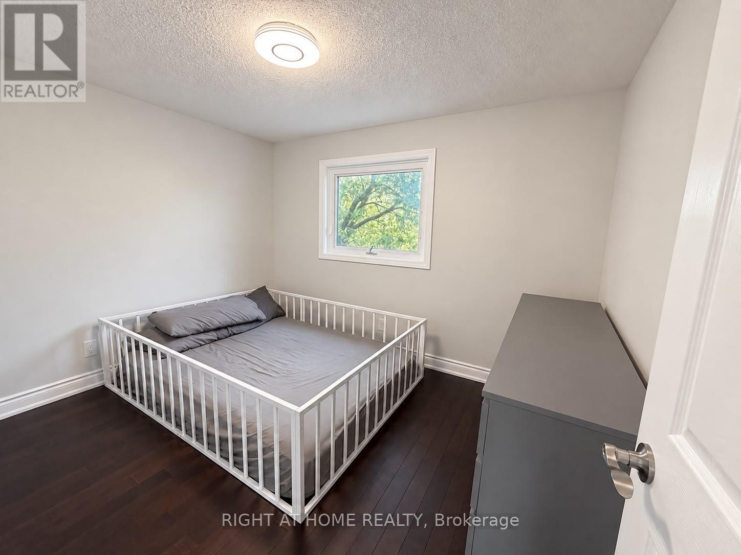 32 ARANKA COURT - 19