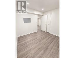 32 Aranka Court, Richmond Hill, ON L4C7T9 Photo 10