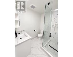 32 Aranka Court, Richmond Hill, ON L4C7T9 Photo 11