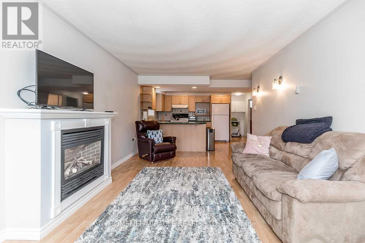30 DOVE CRESCENT - 28
