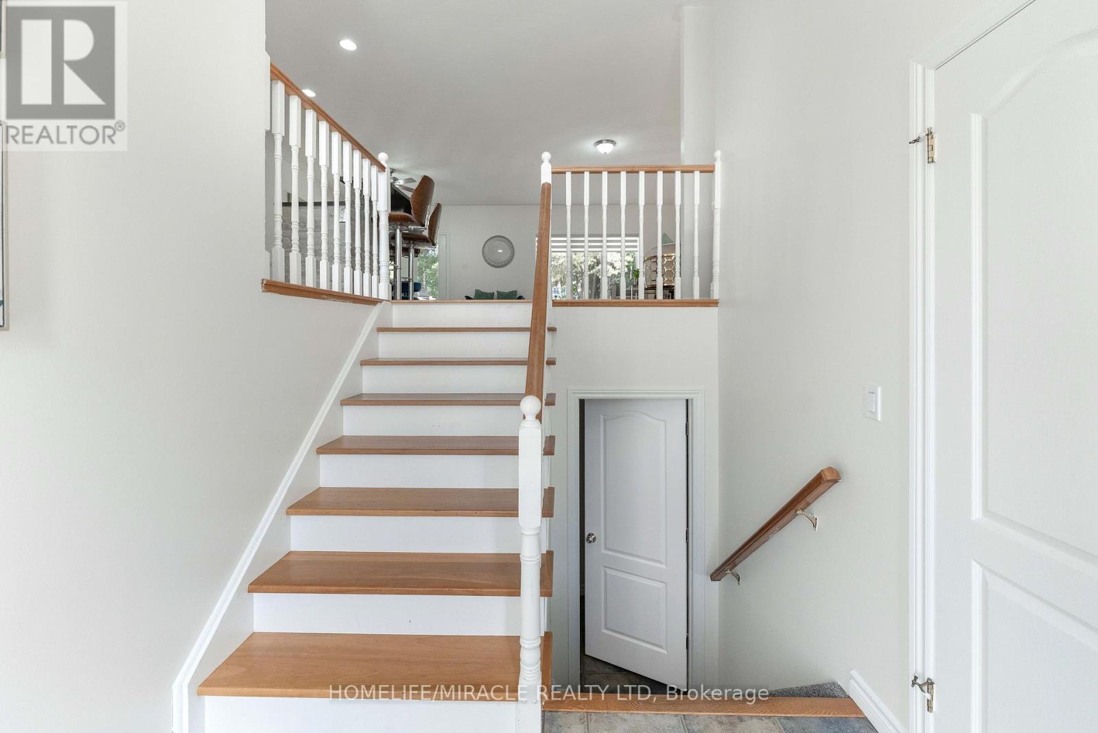 30 DOVE CRESCENT - 6