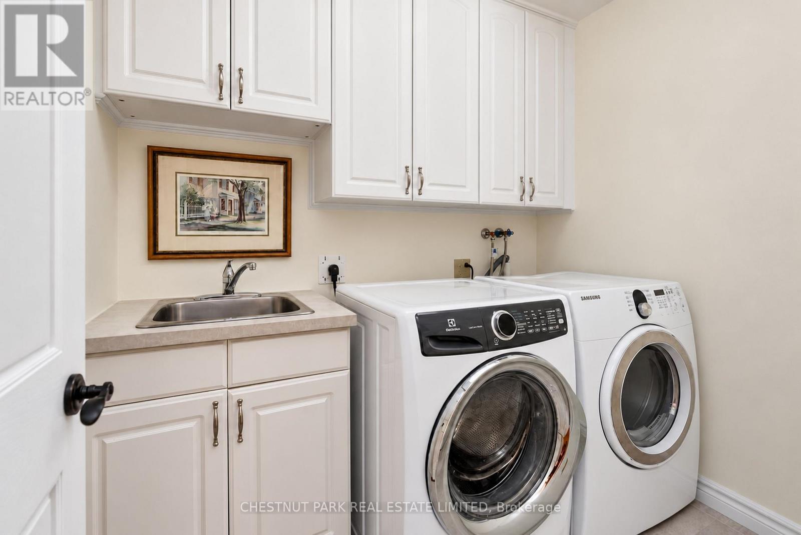 9 MILLS CIRCLE - 20