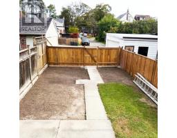 Primary Bedroom - 45 Eaton Avenue, Toronto, ON M4J2Z4 Photo 7
