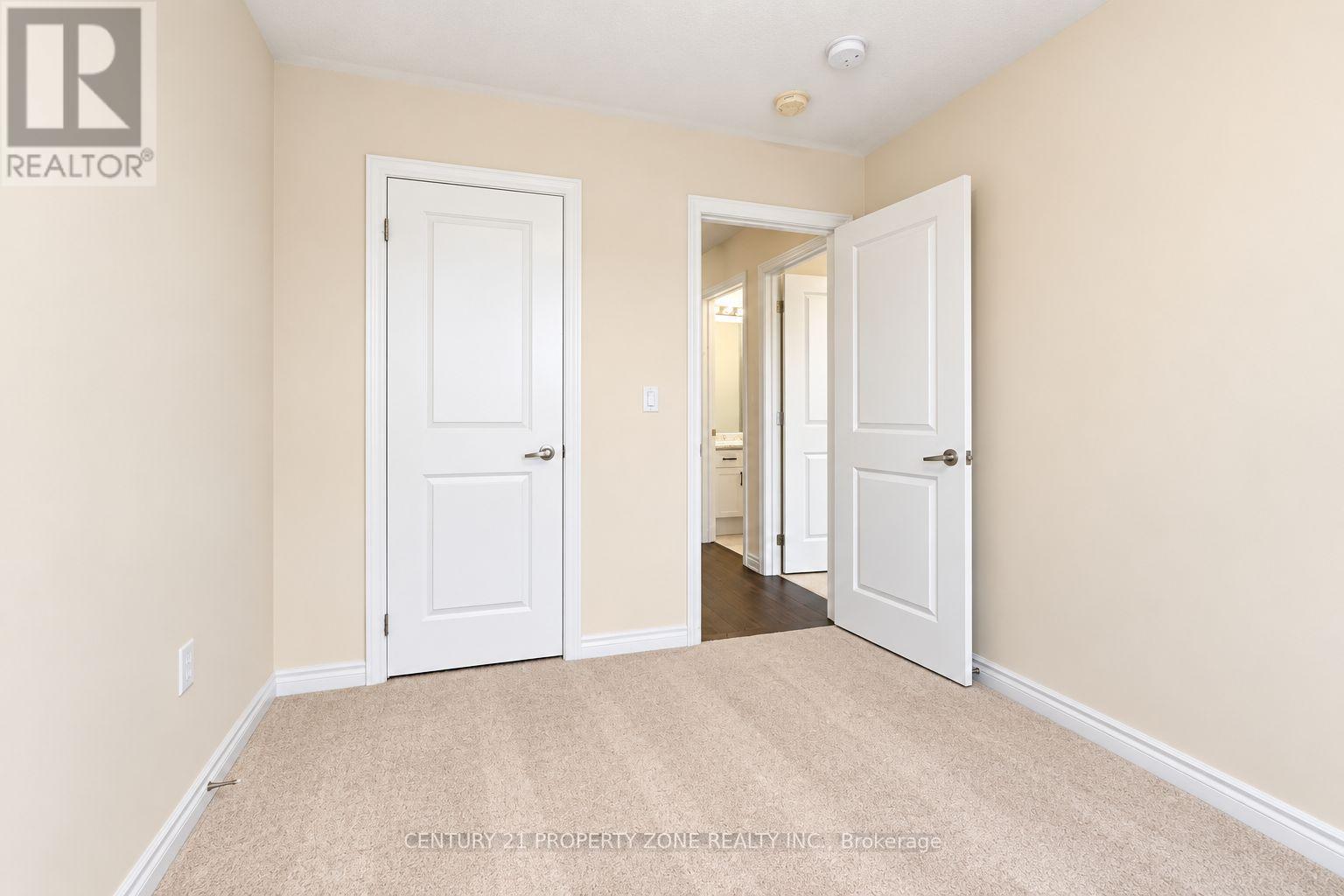 43 Minnock Street, Caledon, ON photo 4