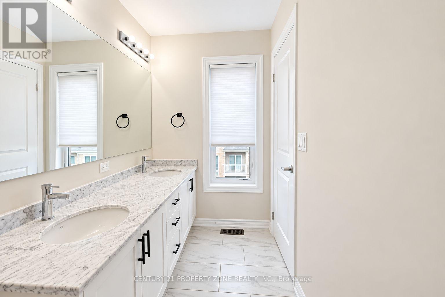 43 MINNOCK STREET - 43
