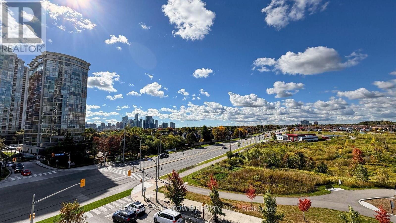 75 Eglinton Avenue West — photo 27