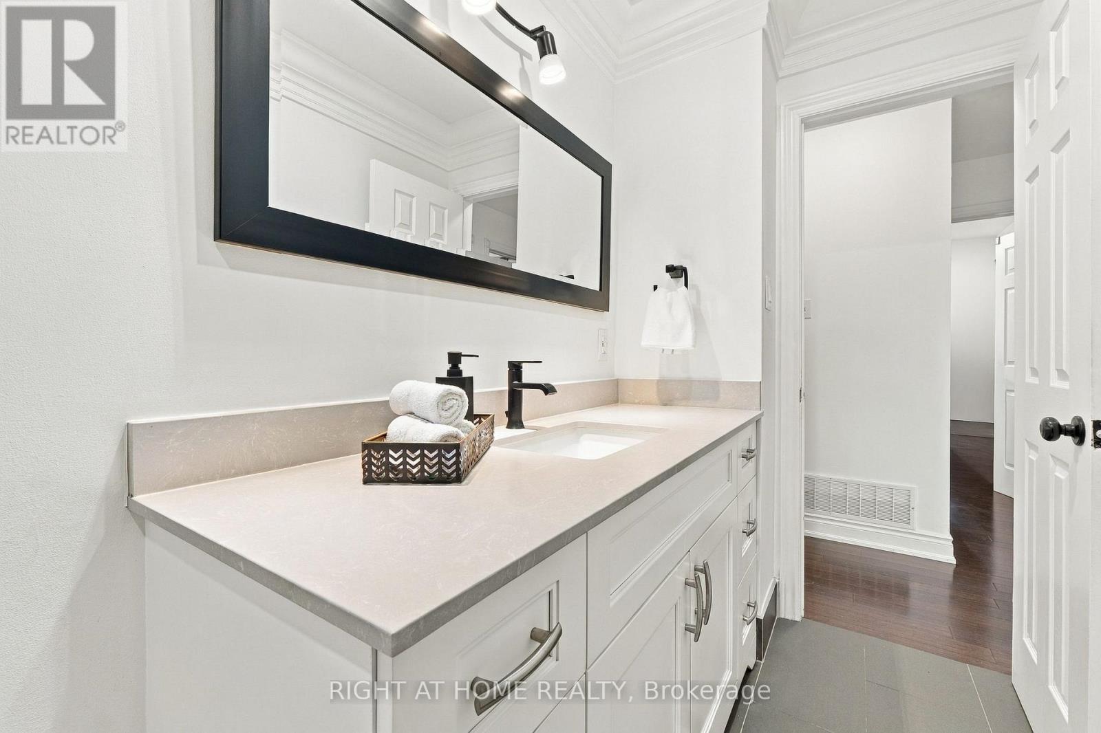 1963 Carrera Lane, Mississauga, ON photo 18