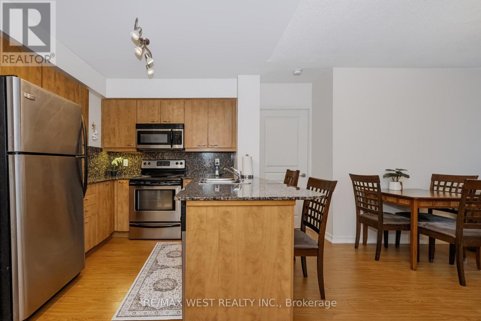 209- 1403 Royal York Road, Toronto, ON photo 12