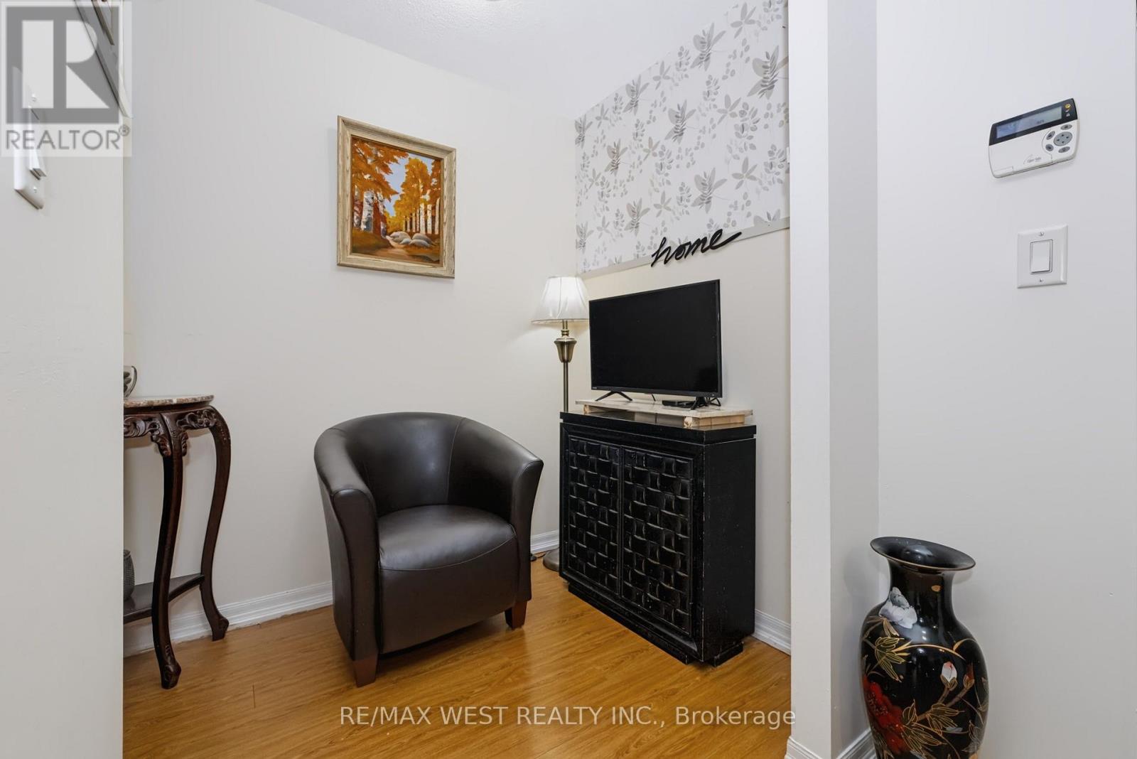 209- 1403 Royal York Road, Toronto, ON photo 23