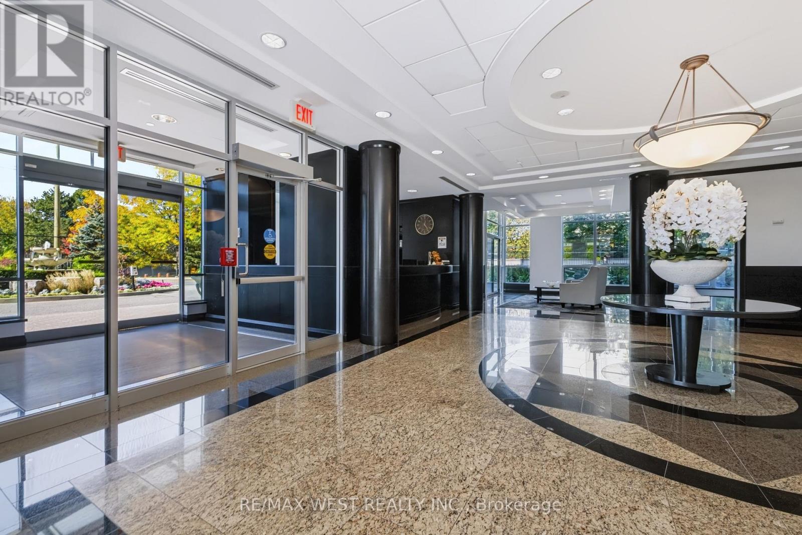 #209 1403 ROYAL YORK ROAD - 4