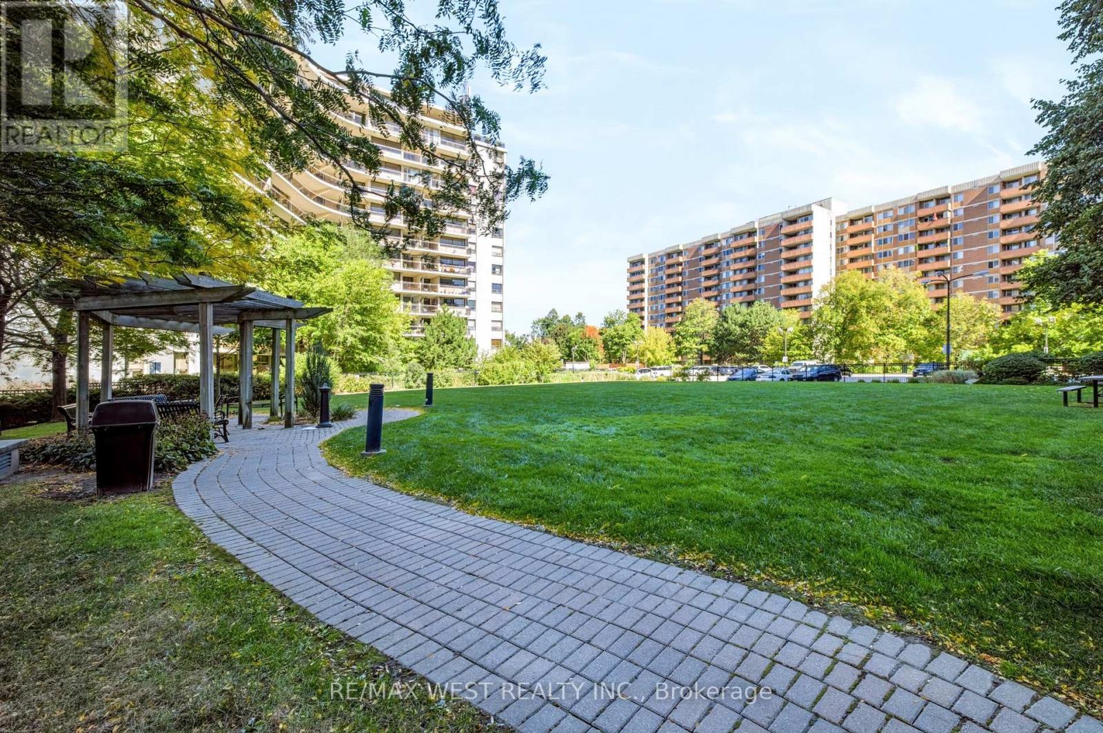 209- 1403 Royal York Road, Toronto, ON photo 41
