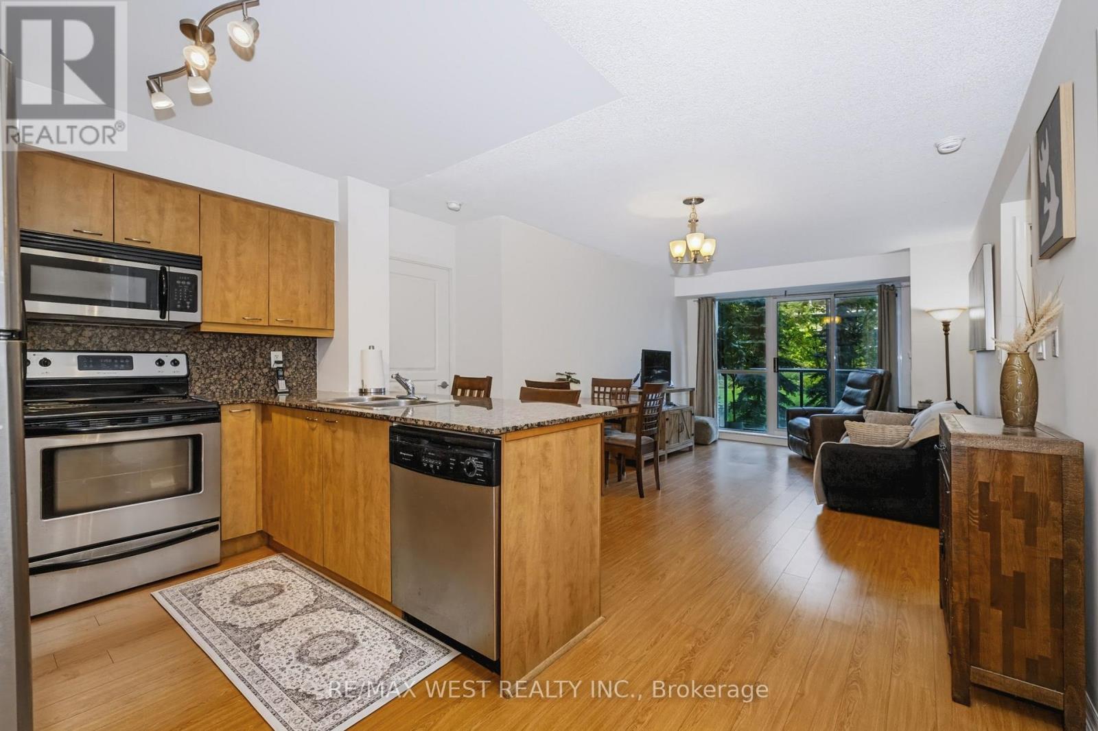 209- 1403 Royal York Road, Toronto, ON photo 8