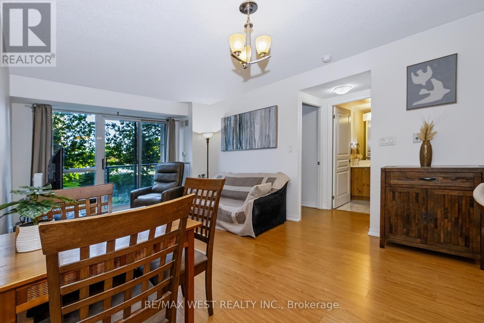 #209 1403 ROYAL YORK ROAD - 9