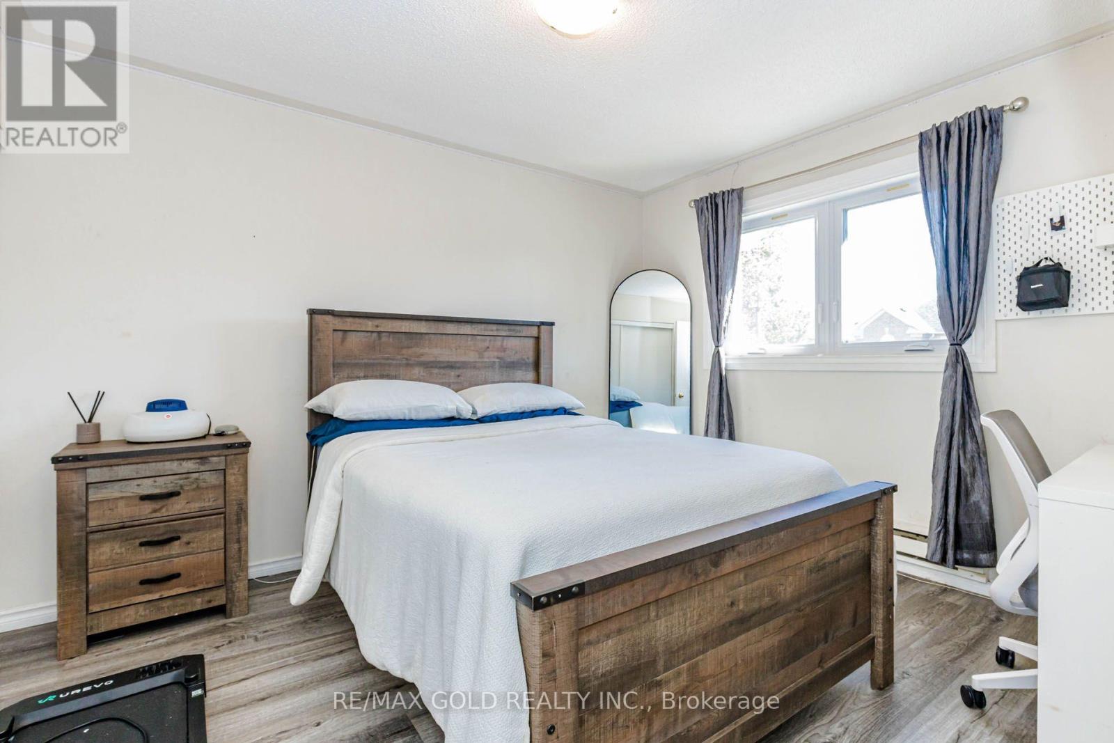 83 Wickstead Court, Brampton, ON photo 32