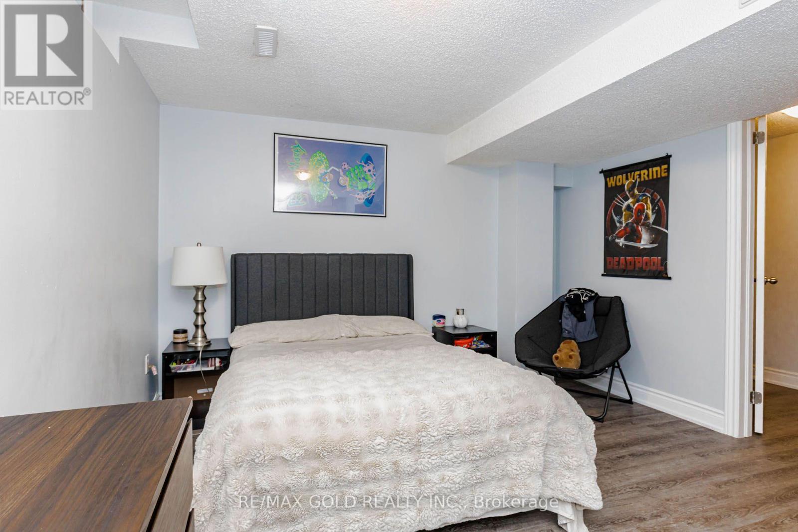 83 Wickstead Court, Brampton, ON photo 37
