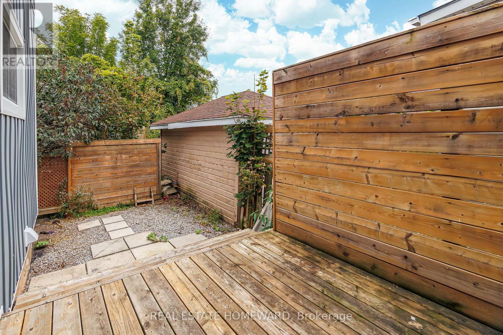 5164 ST LAWRENCE AVENUE - 24