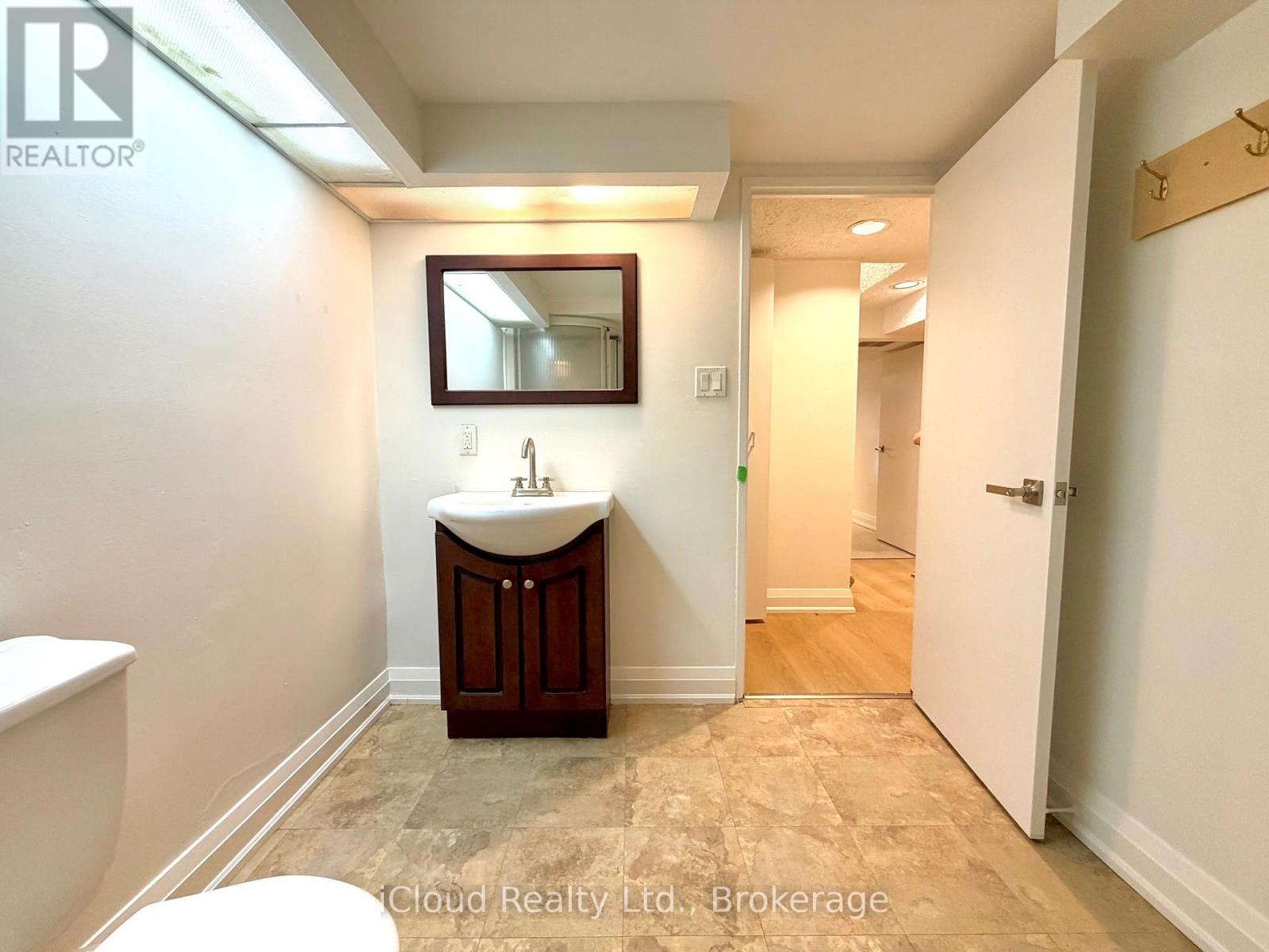 119 DIXON STREET - 25